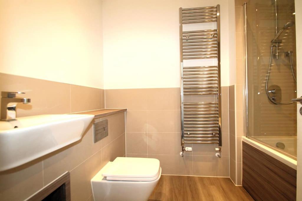 Vila Beaulieu Park - Sleeps 10 - Chelmsford Broomfield  Exteriér fotografie